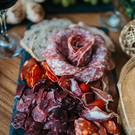 Love hotel Maison M Rubis Maison Intime A 3 Ambiances Aux Portes De Bordeaux *